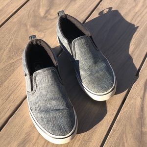 VANS grey textured kids size 4